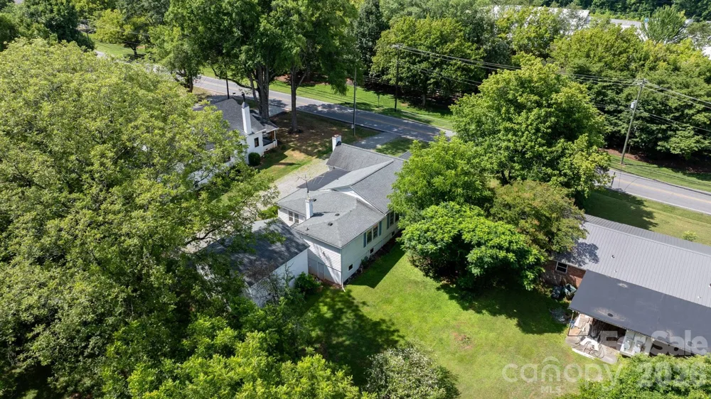 608 1st Street W Conover, NC 28613