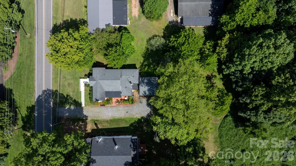 608 1st Street W Conover, NC 28613