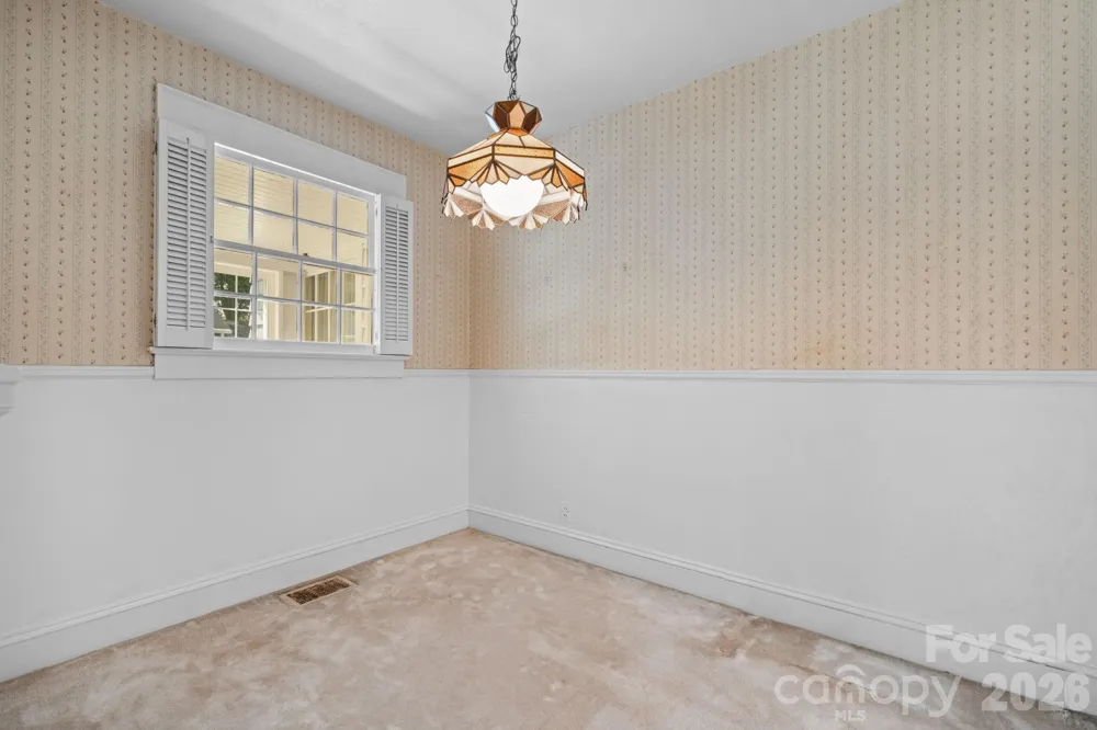608 1st Street W Conover, NC 28613