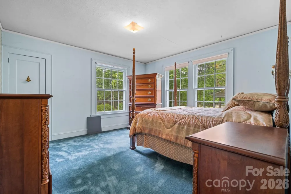 608 1st Street W Conover, NC 28613