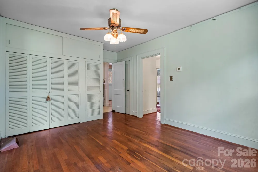 608 1st Street W Conover, NC 28613