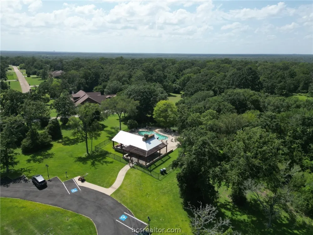 9735 Durham Road Iola, TX 77861