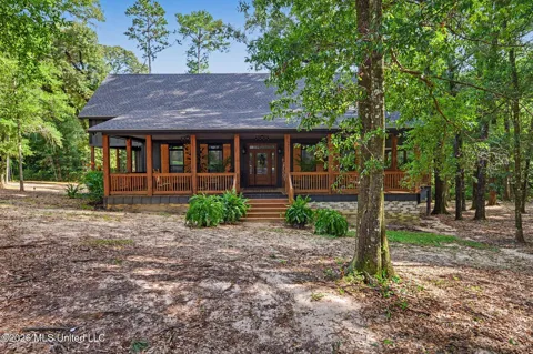 445 Live Oak Drive