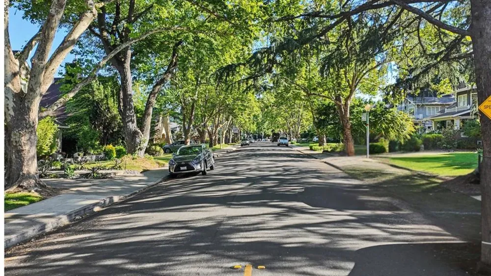 1303 39th Street Sacramento, CA 95816