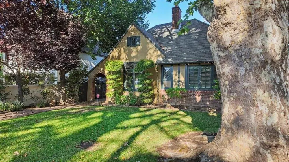 1303 39th Street Sacramento, CA 95816