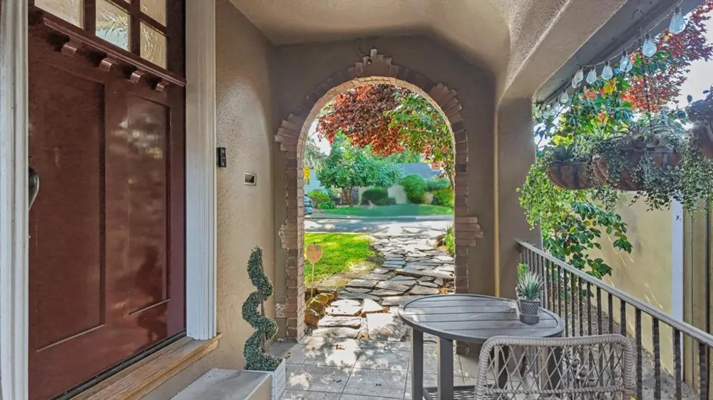 1303 39th Street Sacramento, CA 95816
