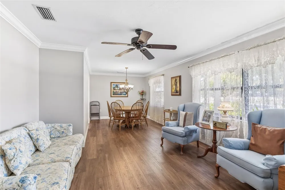 7565 CASTLE DRIVE Sarasota, FL 34240