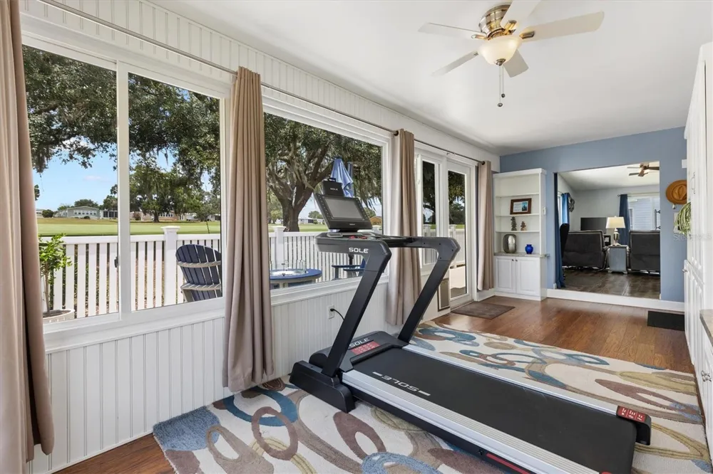 723 HEATHROW AVENUE Lady Lake, FL 32159