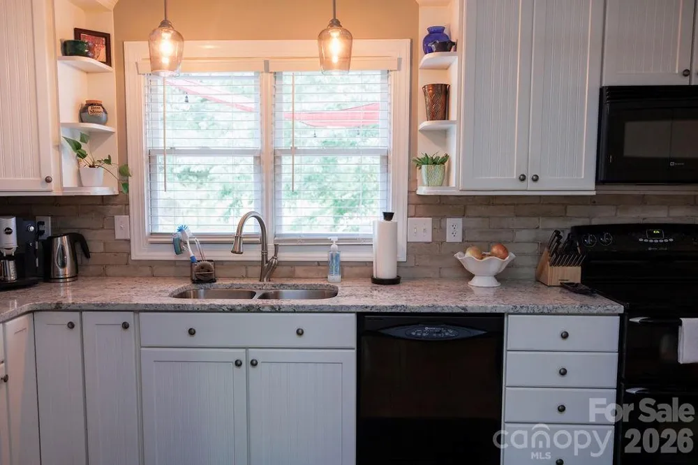 119 Country Meadow Lane Kings Mountain, NC 28086