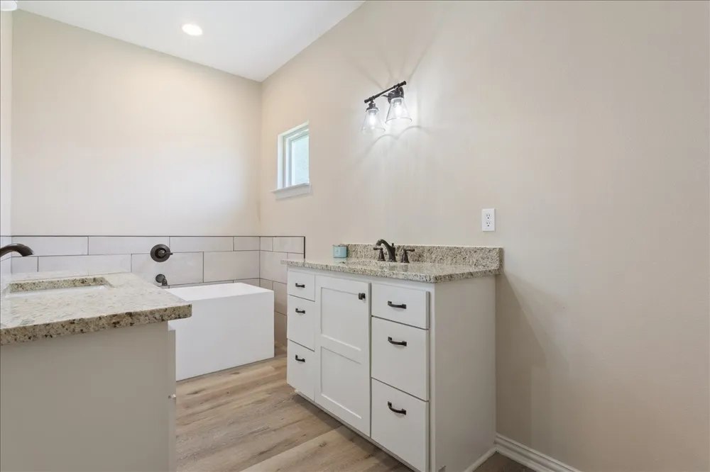 426 Alexander Hillsboro, TX 76645
