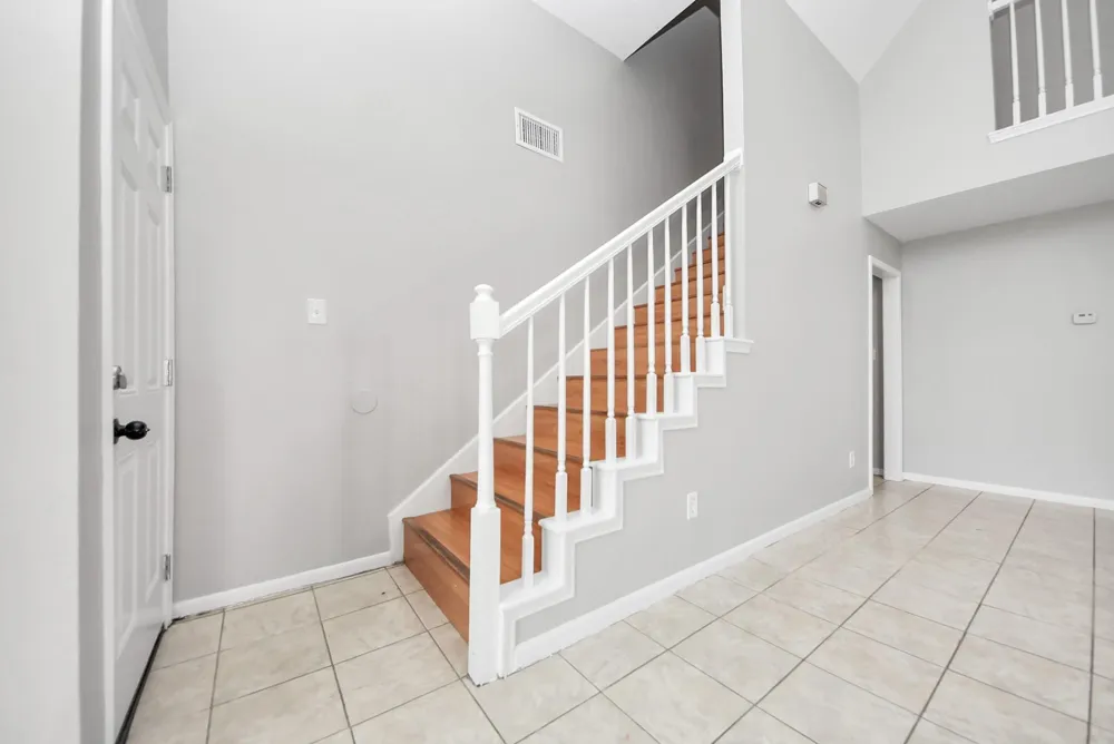 115 Squires Bend Stafford, TX 77477