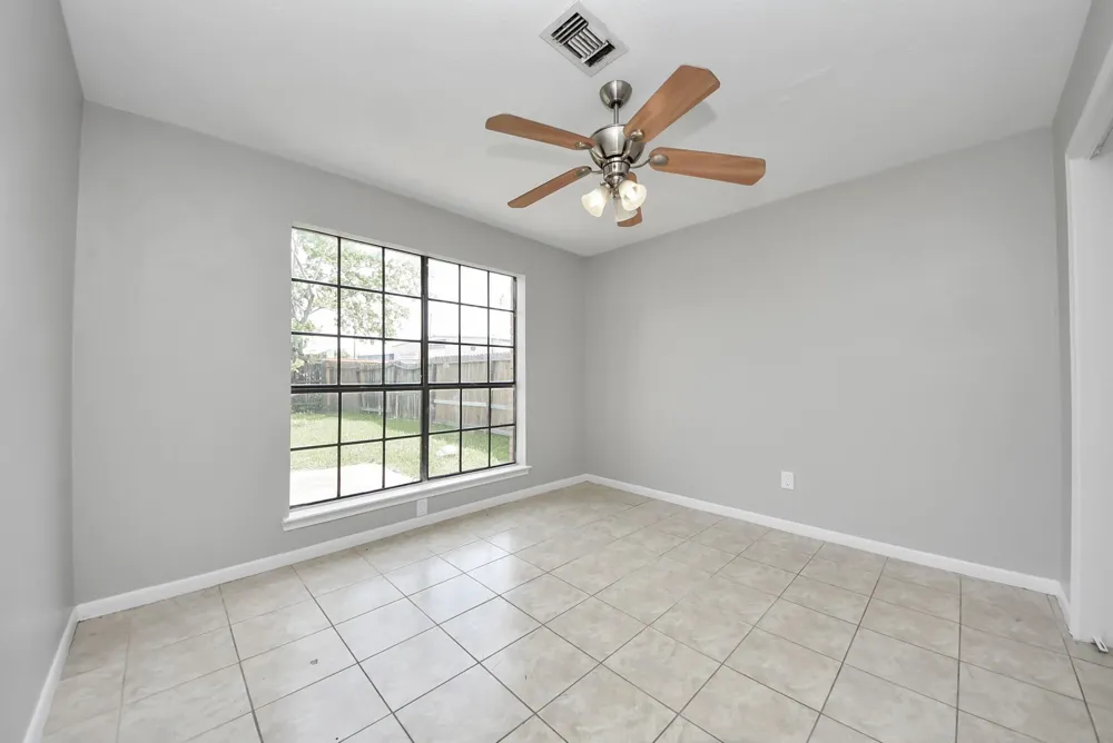 115 Squires Bend Stafford, TX 77477