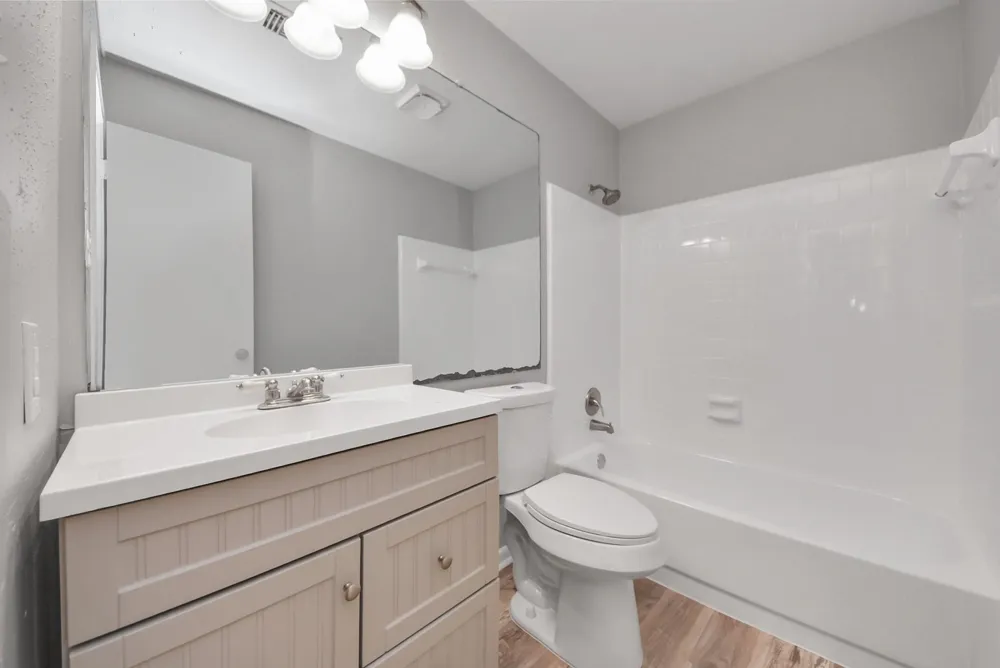 115 Squires Bend Stafford, TX 77477