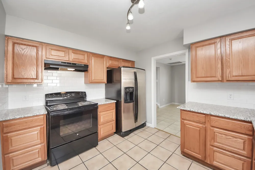 115 Squires Bend Stafford, TX 77477