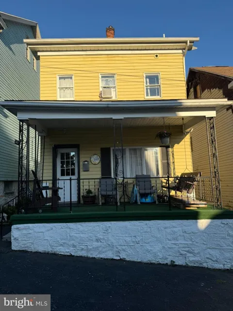 1417 3RD AVENUE
