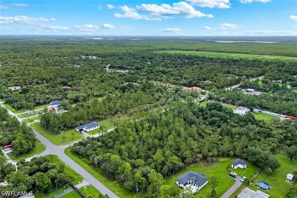 30th Ave SE Naples, FL 34117