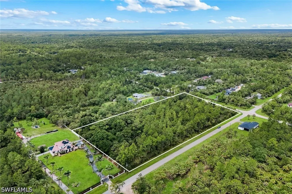 30th Ave SE Naples, FL 34117