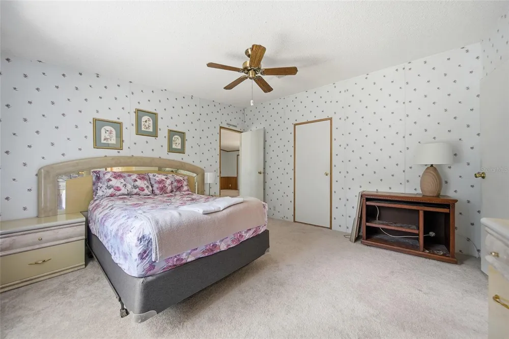 6261 W MONTICELLO STREET Homosassa, FL 34448