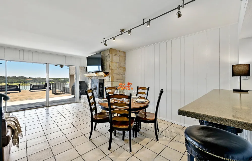 1601 Judy Lynn Drive #110 Spicewood, TX 78669