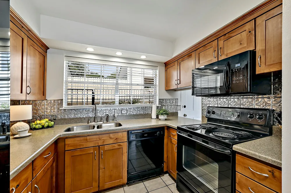 1601 Judy Lynn Drive #110 Spicewood, TX 78669