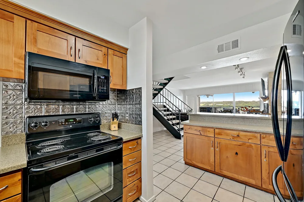 1601 Judy Lynn Drive #110 Spicewood, TX 78669