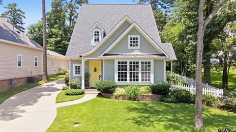 3966 Charleston Park