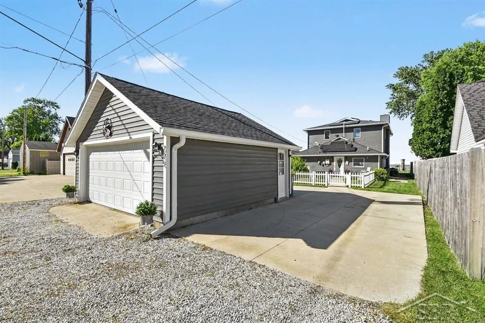 705 Bay Road Bangor Charter Township, MI 48706