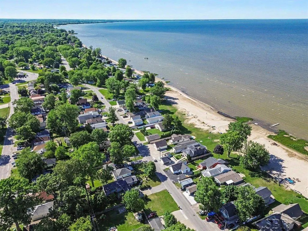 705 Bay Road Bangor Charter Township, MI 48706