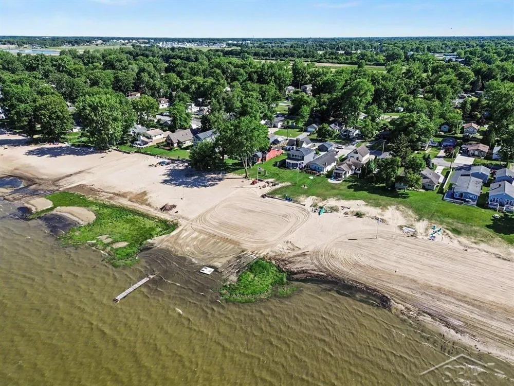 705 Bay Road Bangor Charter Township, MI 48706