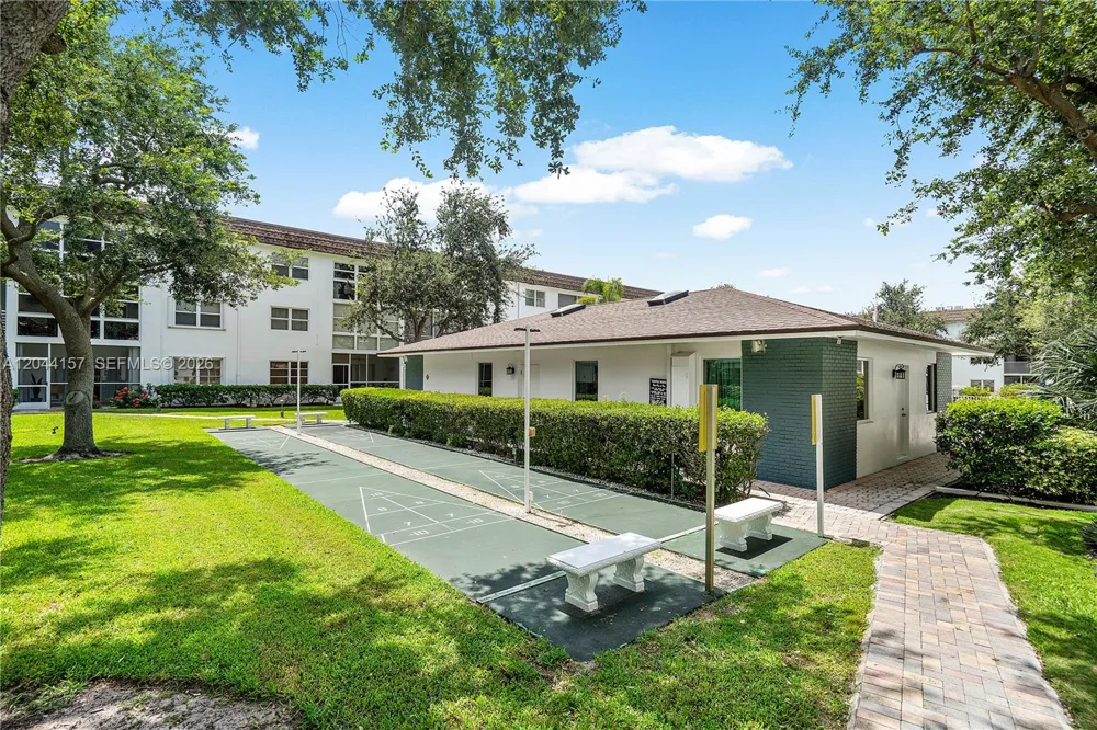 1501 S Ocean Blvd #224 Lauderdale By The Sea, FL 33062