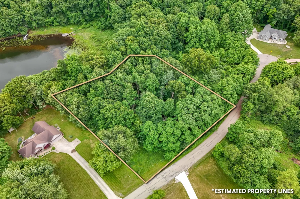61356117 Sweet Clover Hills Drive Jonesville, MI 49250