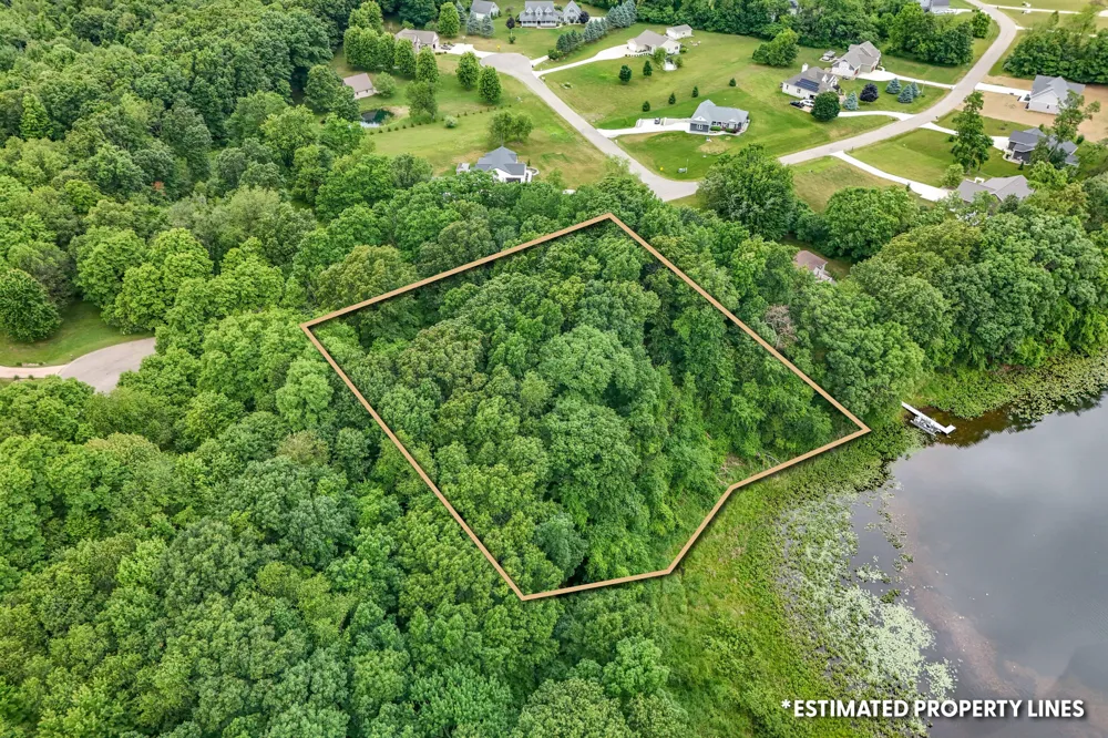 61356117 Sweet Clover Hills Drive Jonesville, MI 49250