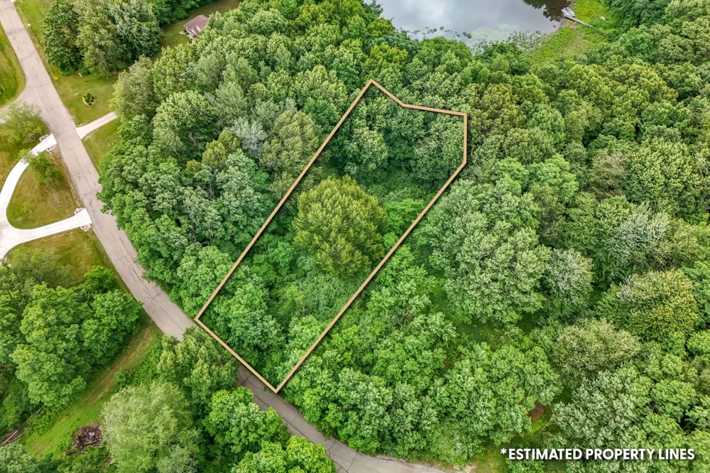61356117 Sweet Clover Hills Drive Jonesville, MI 49250