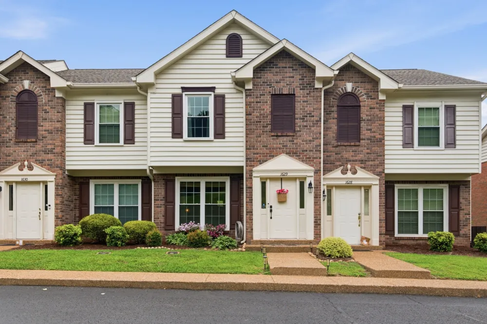 1629 Brentwood Pointe Franklin, TN 37067