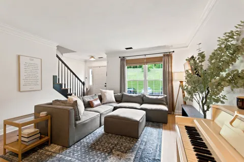 1629 Brentwood Pointe