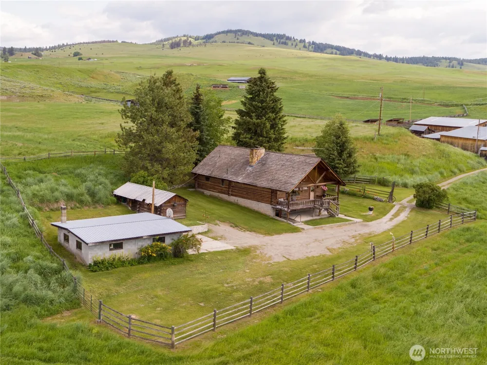 3 Summer Road Tonasket, WA 98855