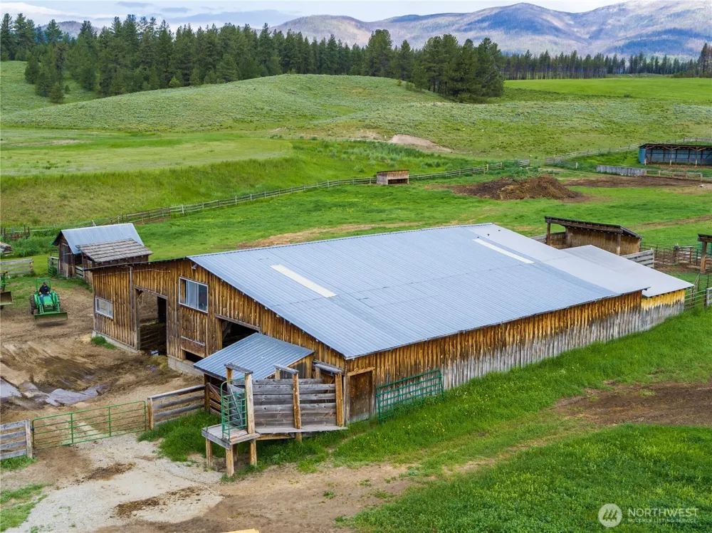 3 Summer Road Tonasket, WA 98855