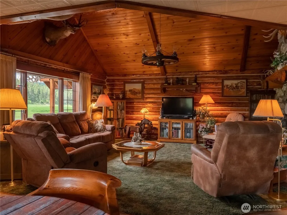 3 Summer Road Tonasket, WA 98855