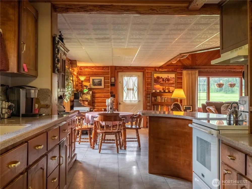 3 Summer Road Tonasket, WA 98855