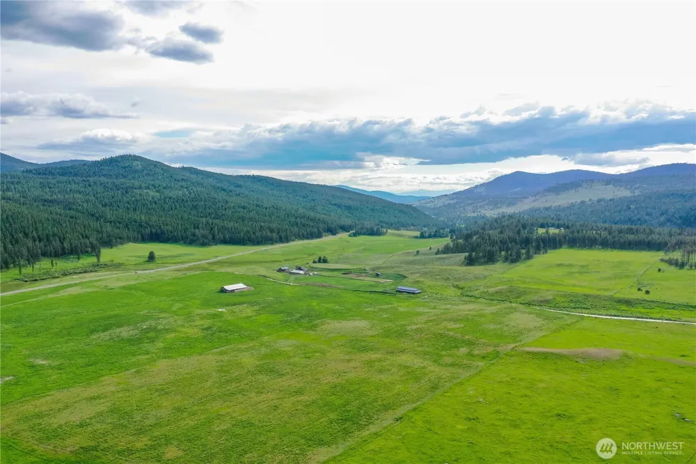 3 Summer Road Tonasket, WA 98855