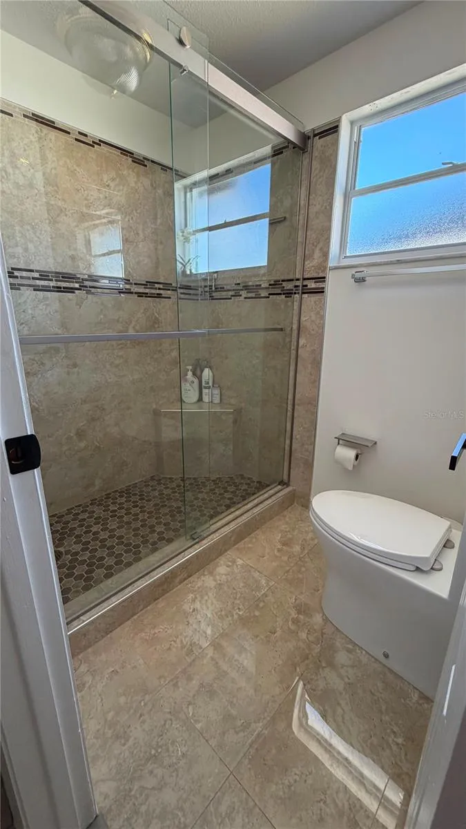 6713 WILLOW SPRING COURT Tampa, FL 33615
