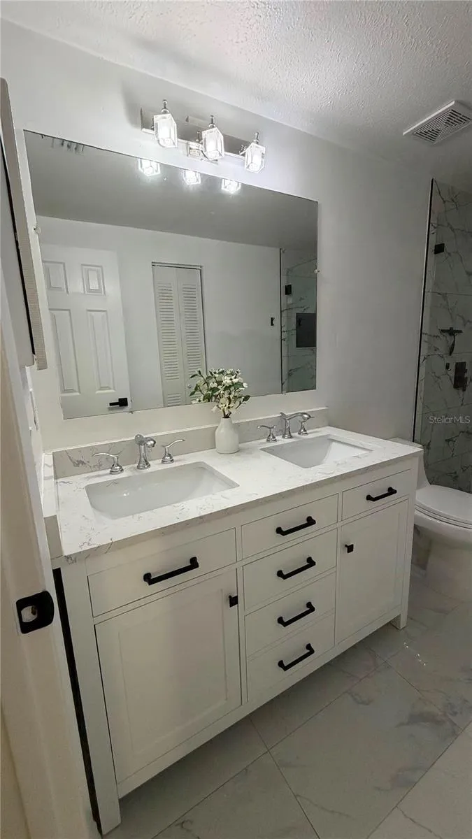 6713 WILLOW SPRING COURT Tampa, FL 33615