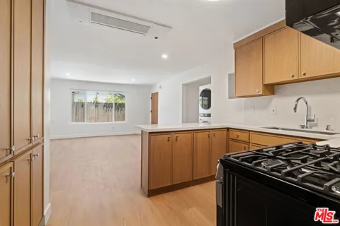 4442 Kingswell Avenue #2