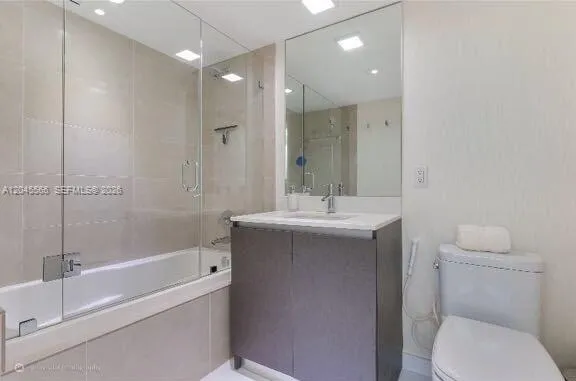6620 Indian Creek Dr #508 Miami Beach, FL 33141