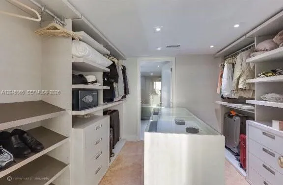 6620 Indian Creek Dr #508 Miami Beach, FL 33141