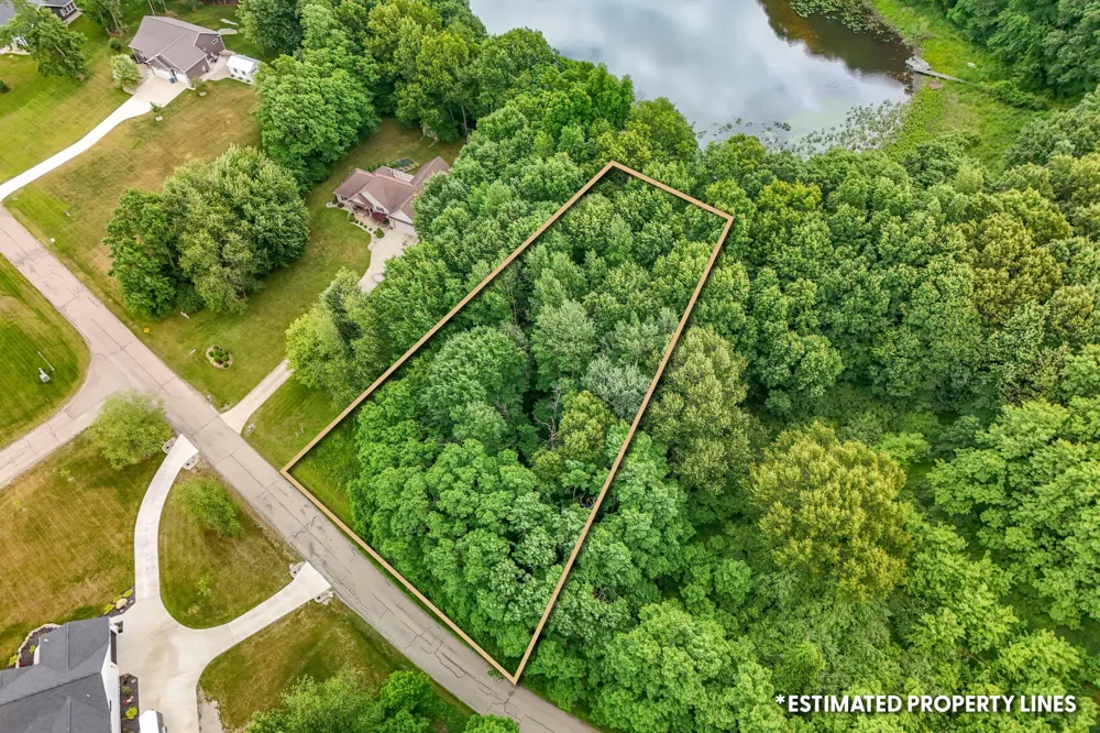 6135 Sweet Clover Hills Drive Jonesville, MI 49250