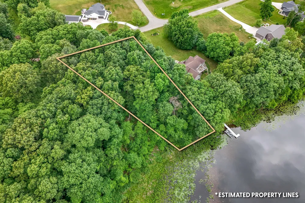 6135 Sweet Clover Hills Drive Jonesville, MI 49250