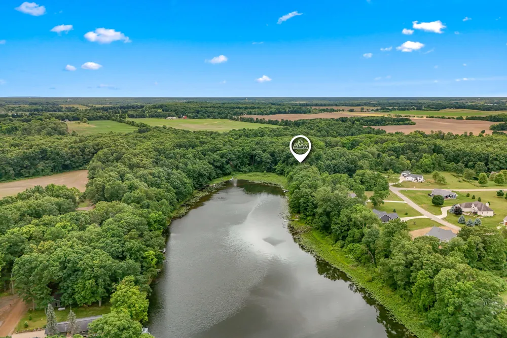 6135 Sweet Clover Hills Drive Jonesville, MI 49250
