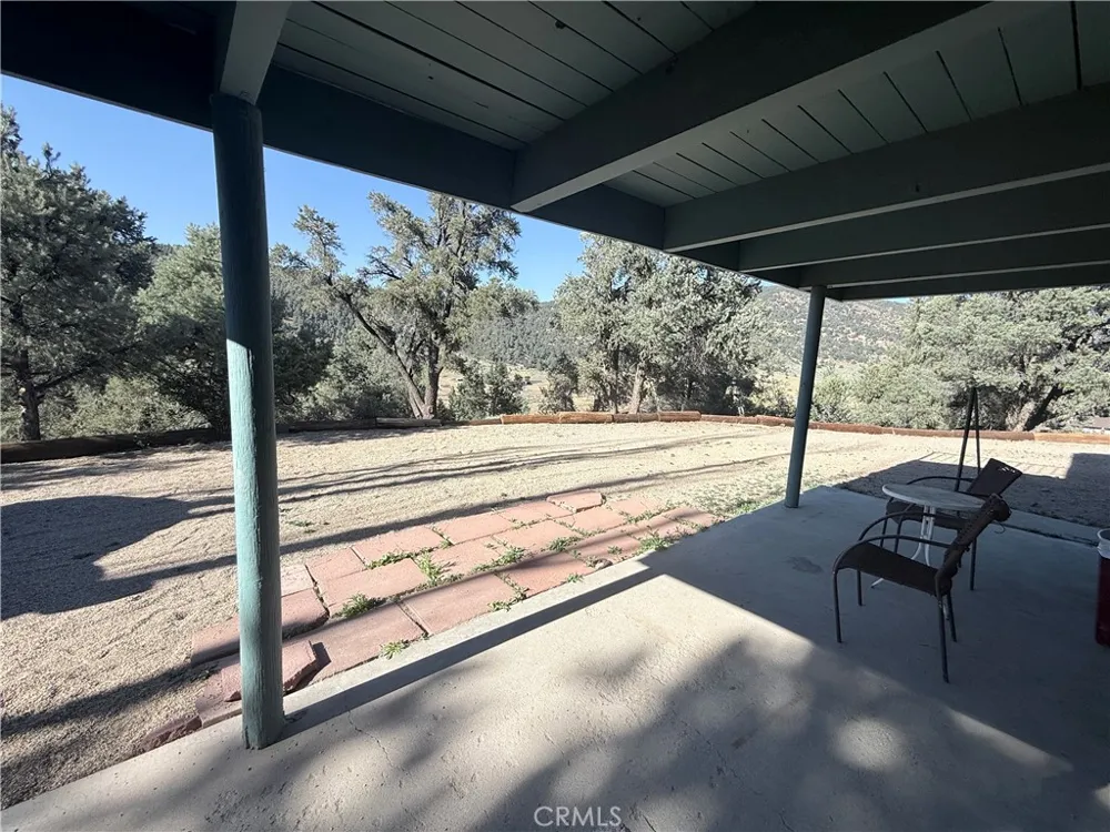 9316 Whispering Pines Rd. Frazier Park, CA 93225
