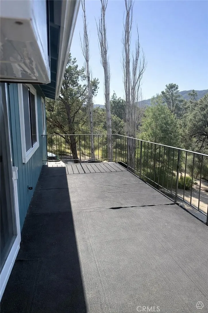 9316 Whispering Pines Rd. Frazier Park, CA 93225